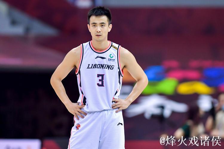 CBA-赵继伟首秀轰24+7姜宇星10分 辽宁力克新疆 CBA-赵继伟首秀轰24+7姜宇星10分 辽宁力克新疆